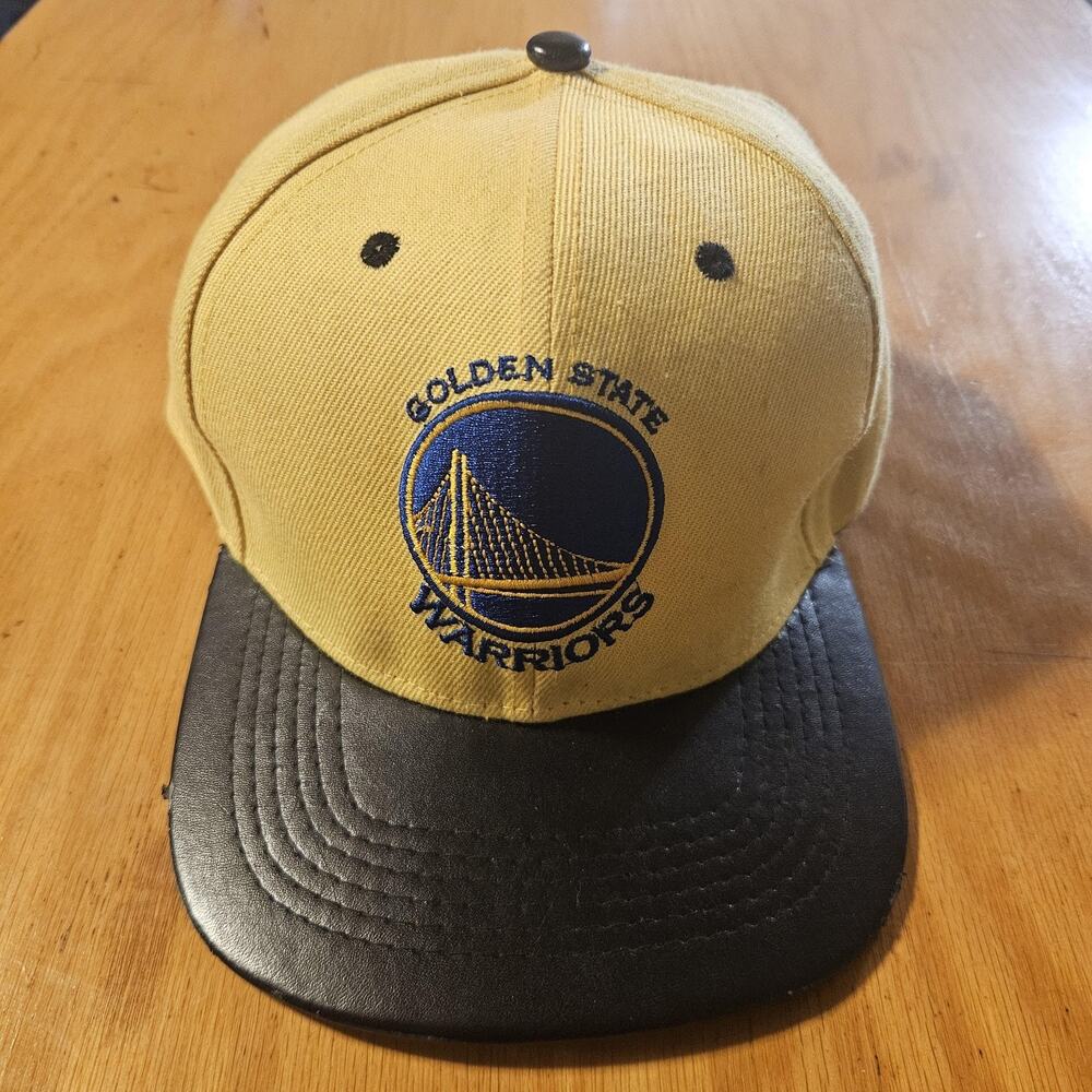 Golden State Warriors Hat Cap Snap Back Mens Yellow‎ NBA Basketball Flat Bill